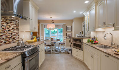 Traditional Kitchen Cabinets with a Homey Ambiance