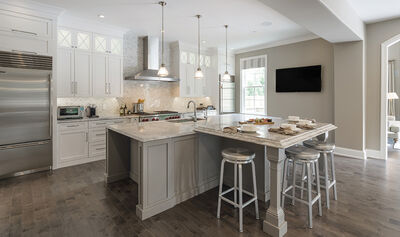 Traditional Kitchen Cabinetry with Casual Appeal